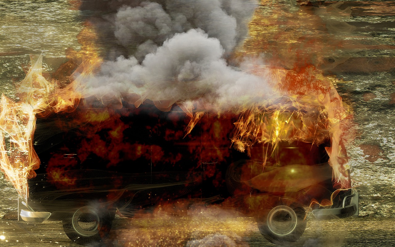 Tragedy! 19 passengers burnt to death in Ondo accident