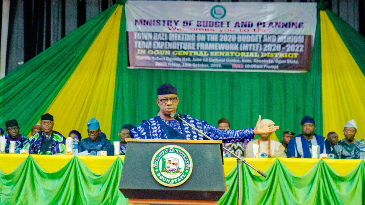Ogun State Seals Off 2 Buildings, Marks 526 For Demolition