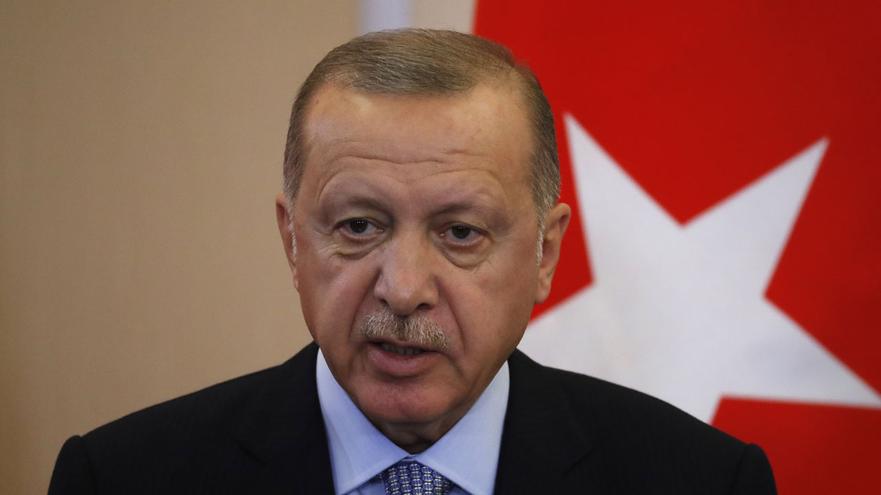 Erdogan Sues French Magazine Over ‘Eradicator’ Cover