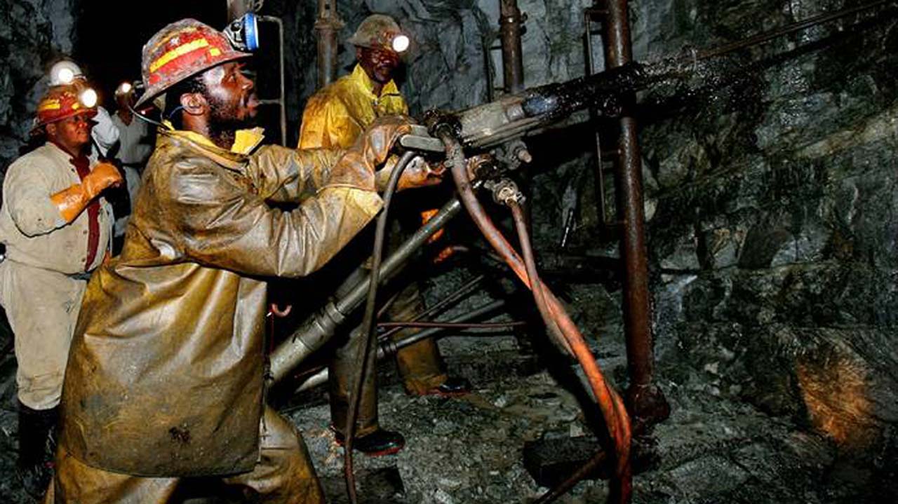 Oil, Diamonds, Nuclear Power: Russia Eyes Africa Business