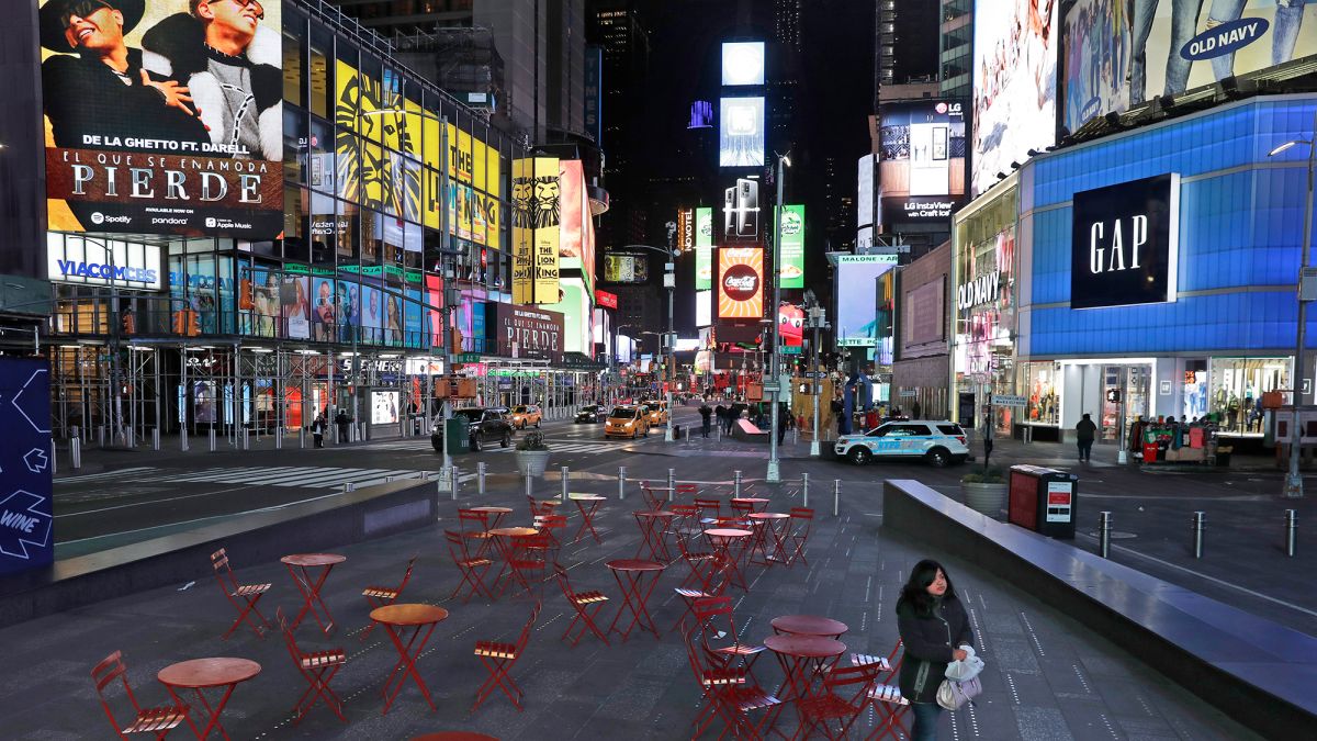 Coronavirus - New York Locks Down 20 Million People