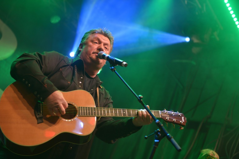 Country Music Star Joe Diffie Dies Of Coronavirus