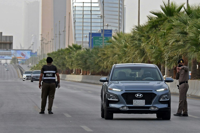 Saudi Intercepts Missiles Over Curfew-Locked Riyadh