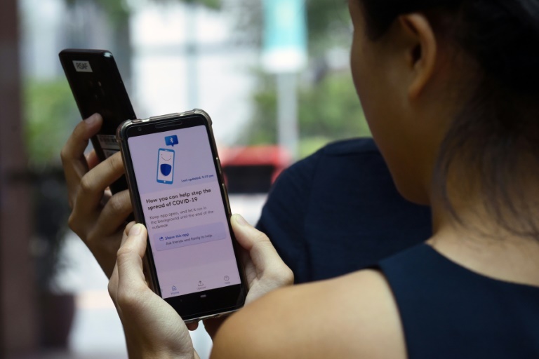Apple And Google Team Up On Virus 'Contact Tracing'