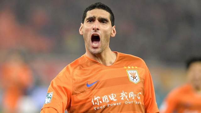 Fellaini Overcomes Coronavirus, Discharged From Hospital