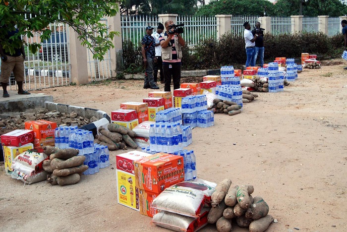 Lockdown - Inmates Get Relief Items In Edo