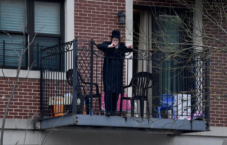 New York Jews Observe Passover Amid Pandemic