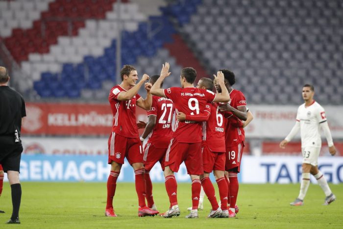 Lewandowski Takes Bayern To German Cup Final