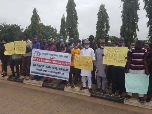 Anti, pro-Akpabio protesters storm NASS over NDDC probe