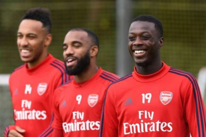 Juventus in talks to sign Arsenal striker