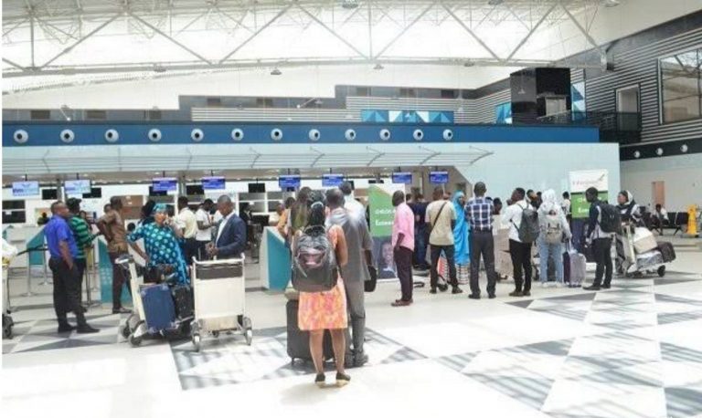 Nigeria’s 4th Evacuation Flight Departs US; Two Families Dropped