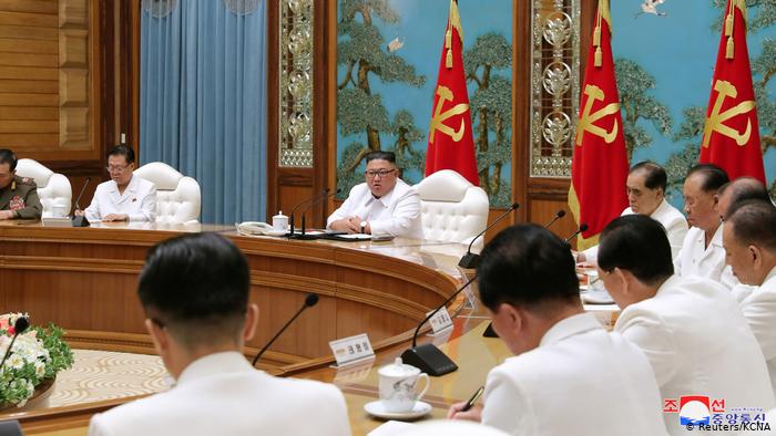 North Korea reports first suspected coronavirus case