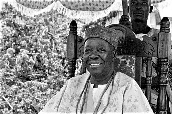 President Buhari Pays Tribute To Late Ooni Of Ife, Oba Adesoji