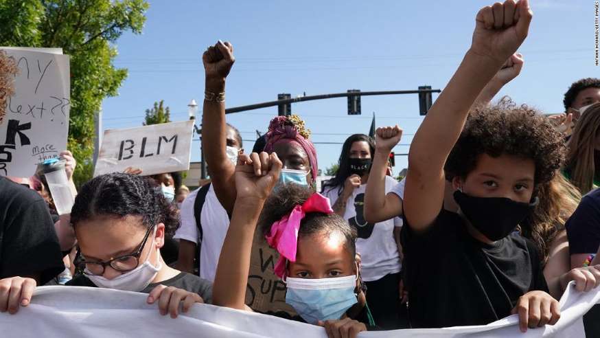Portland protests - Hundreds march on 66th night of demonstrations