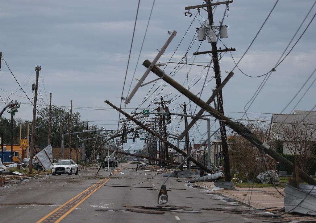 ‘Extremely Dangerous’ Hurricane Laura Batters Southern US States