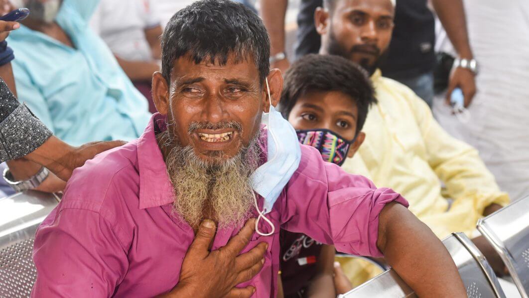 12 Killed In Bangladesh Mosque Gas Explosion (2)