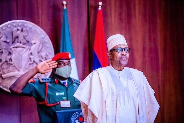 Buhari hails veteran Journalist, Femi Onayemi (1)