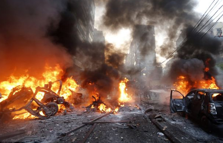 Civilians killed in Mali explosion