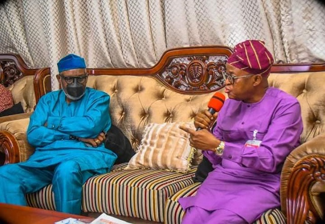 Gov. Akeredolu visits Oyetola over #EndSARS attack