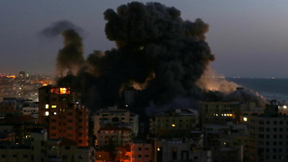 Hamas Bombards Jerusalem, Tel Aviv With 1,500 Rockets