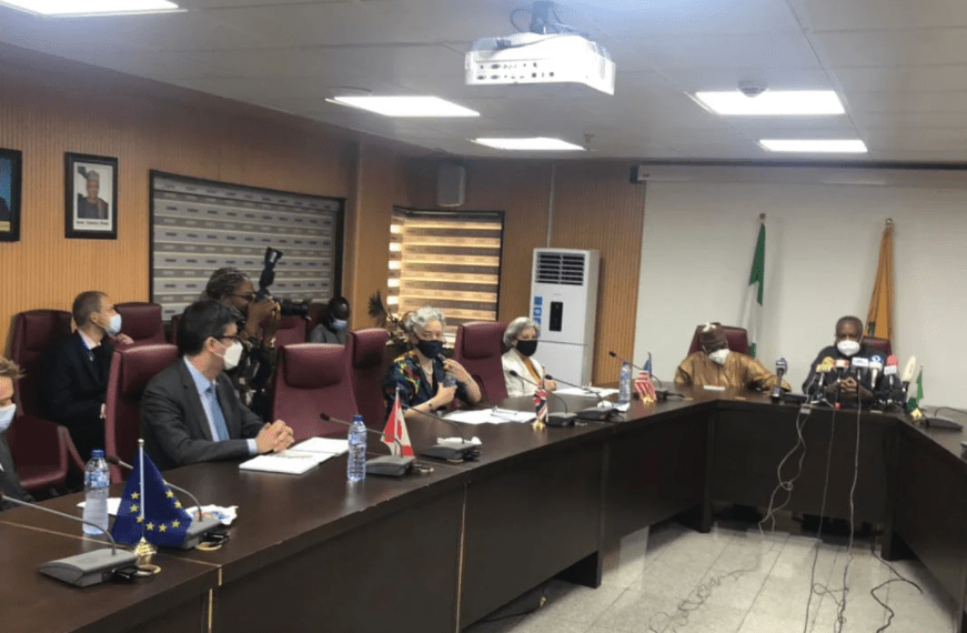 Foreign Envoys Hold Talks With FG, Insist On Twitter Access