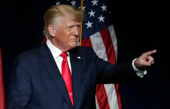 Trump Hails Buhari, Asks More Countries To Ban Twitter