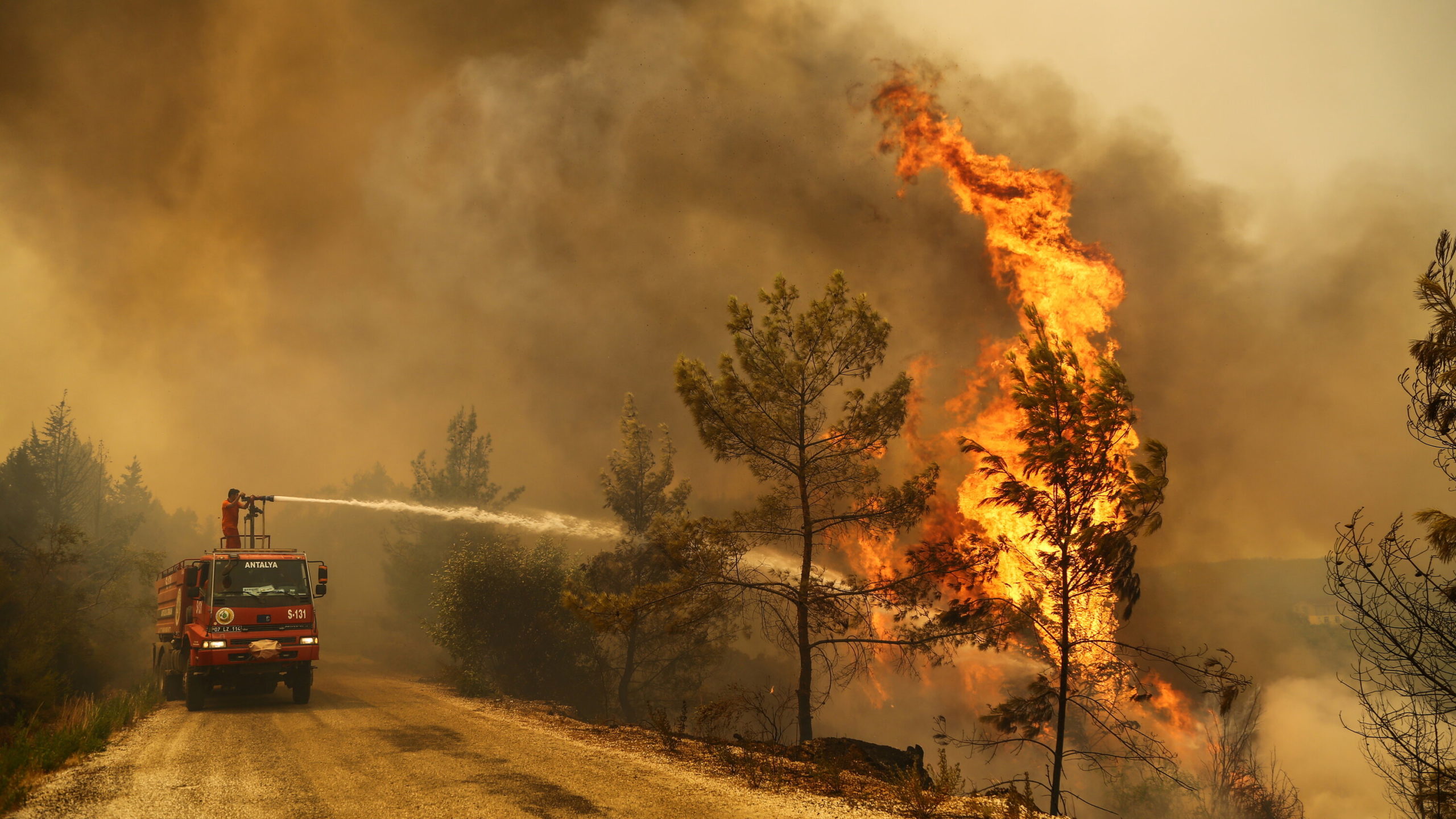More People Flee Homes As Turkey Wildfires Spreads