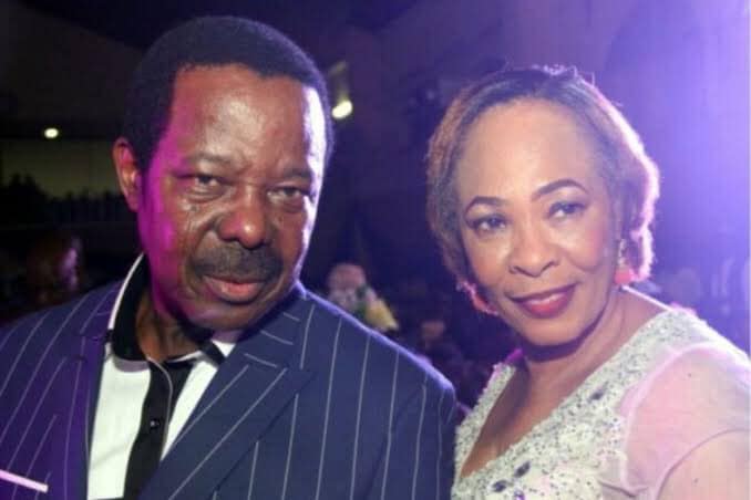 Buhari Sympathises With King Sunny Ade Over Wife’s Death