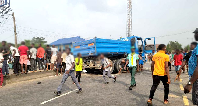 17 Feared Dead As Truck Rams Into School children In Lagos
