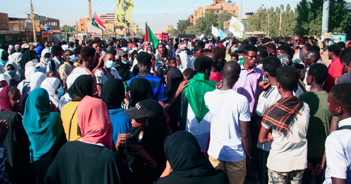 Sudan Police Fire Tear Gas As Thousands Protest