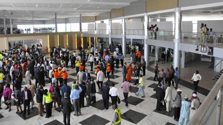Federal Govt Moves To Sanction Airlines Over Flight Delays