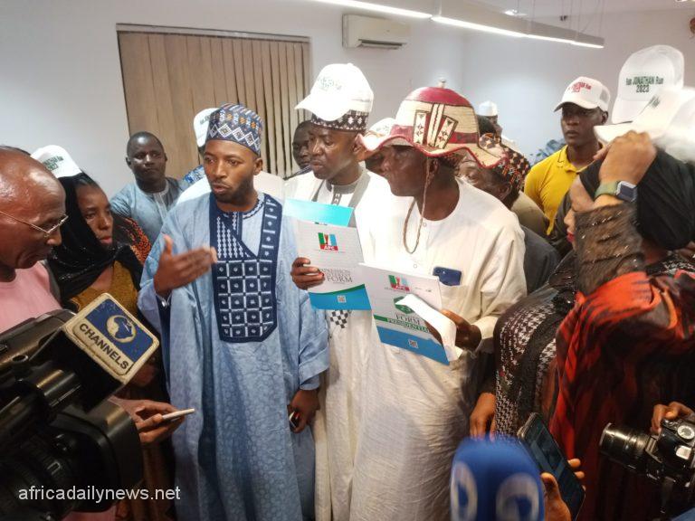 2023 Miyetti Allah Buys APC Presidential Form For Jonathan