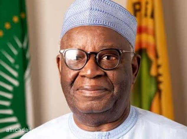 Nigeria's Boundaries With Neighbours, Artificial - Gambari