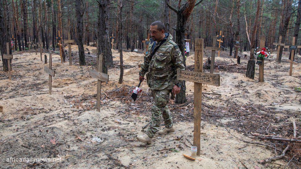 Izyum Mass Graves: EU Presidency Threatens War Crimes Tribunal
