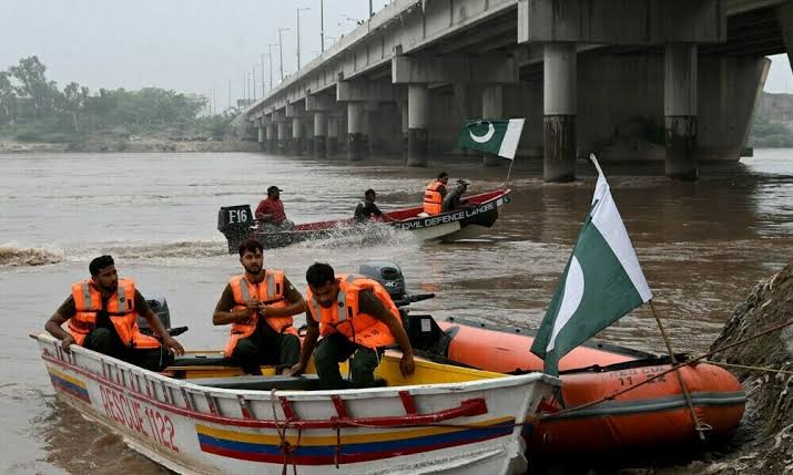 Pakistan Deploys Army As India Warns Of Major Flood Risk