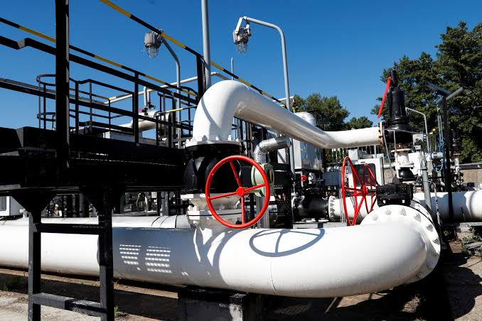 Oil Flows Resume To Hungary And Slovakia After Strike