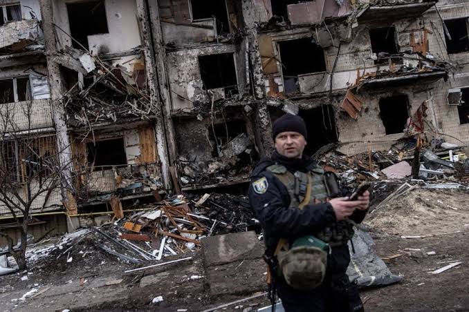 Inside Donetsk: A Town Empties As Russia Presses Forward