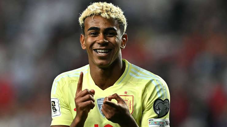 How Bayern Nearly Stole Barcelona’s Teenage Jewel