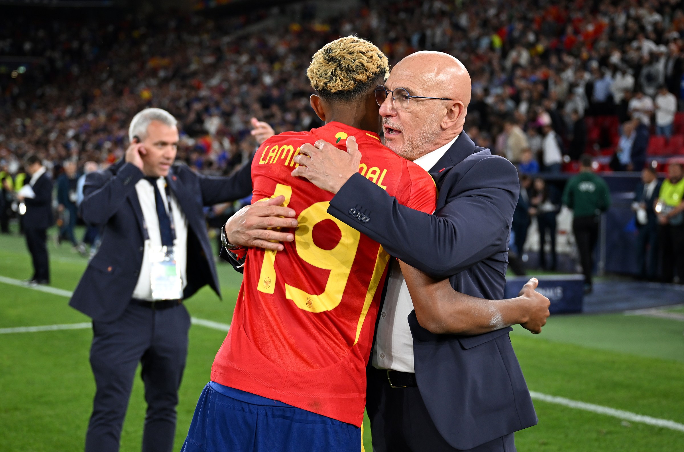 De la Fuente Names Yamal In Squad Despite Flick’s Objections