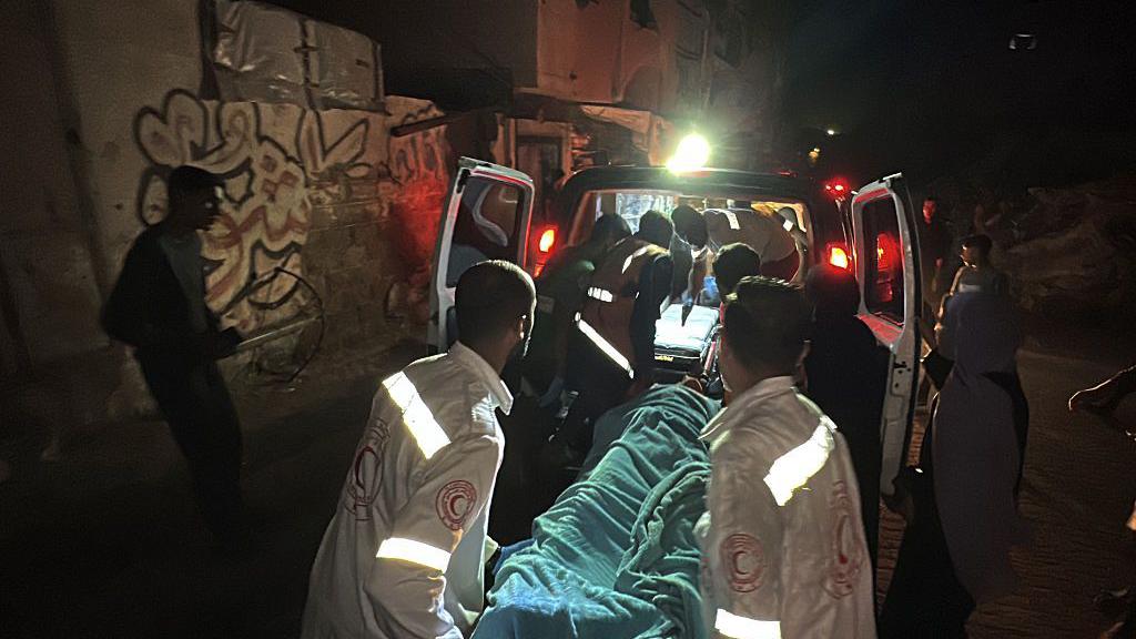 Israeli Air Strikes Gaza Kill 33 In Alleged Ceasefire Breach