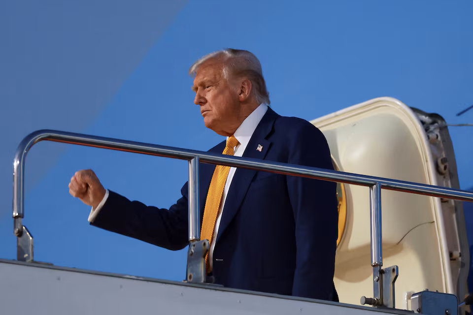 Trump Third Term Talk Keeps Americans Guessing On Future