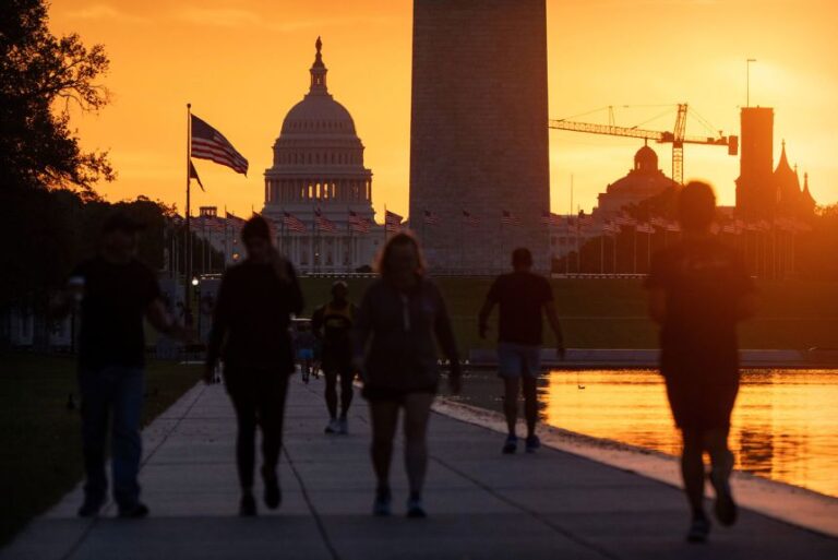 White House Delays Federal Layoffs Amid Political Backlash