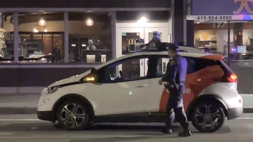 alifornia Police Officers Confront Driverless Car Traffic Stop