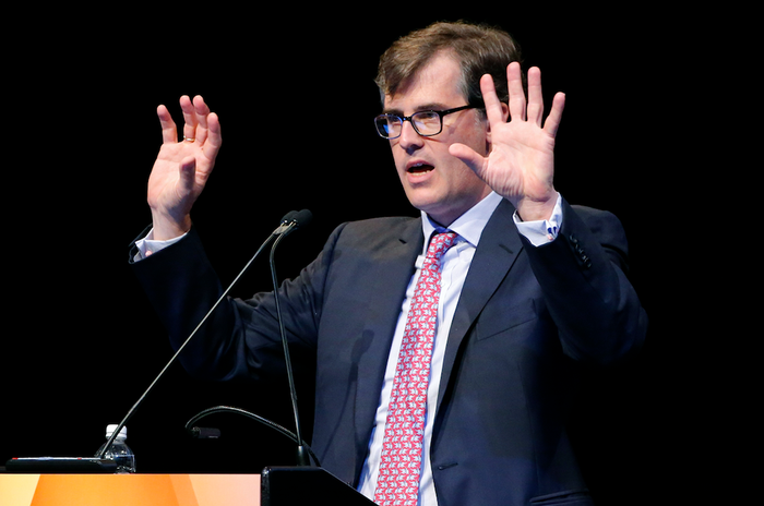 Laffont: Cuts Tesla Stake, Doubles Down On Alibaba’s AI Push