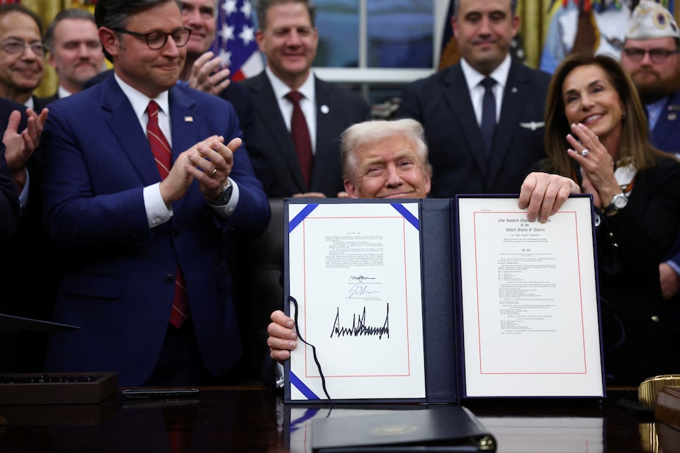 Trump Signs Bill To End Longest U.S. Shutdown After 43 Days