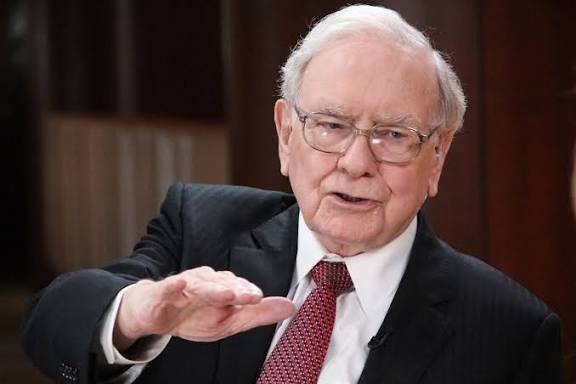 Buffett Invests $170 Million In Japan’s Mitsui And Mitsubishi