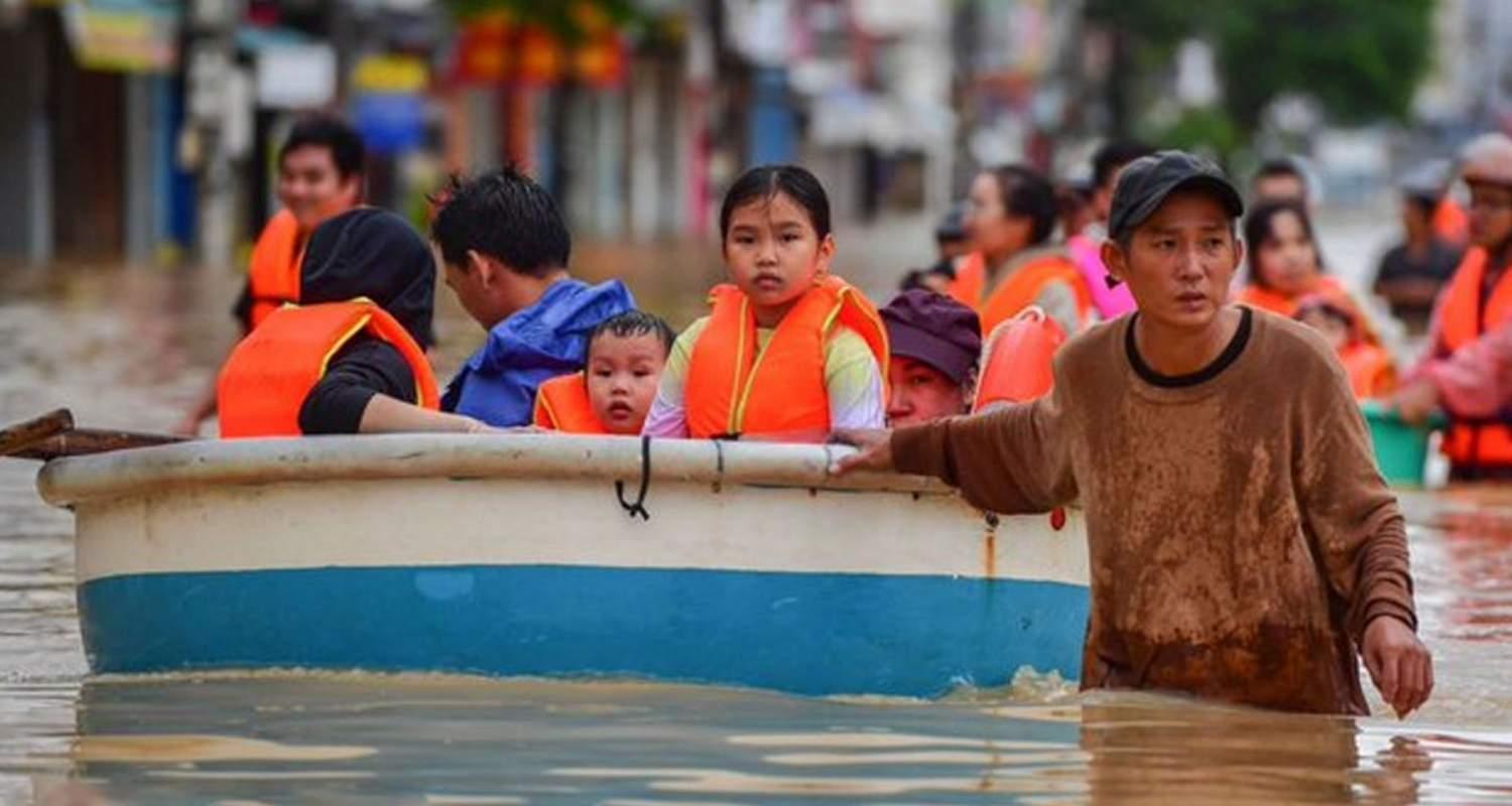 Vietnam Flooding Death Toll Climbs As Rains Devastate Provinces