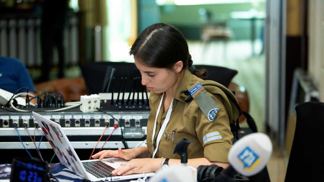 Israel Shuts Down Army Radio In Move Critics Call Threat