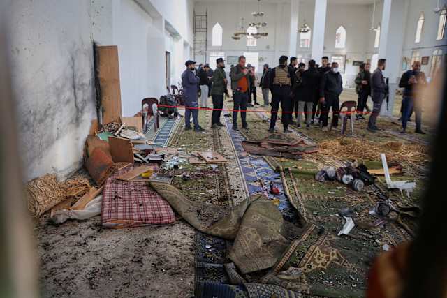 Syria Mosque Explosion Kills Eight In Homs During Prayers