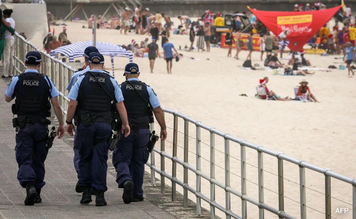 Bondi Beach Christmas Subdued After Deadly Terror Attack